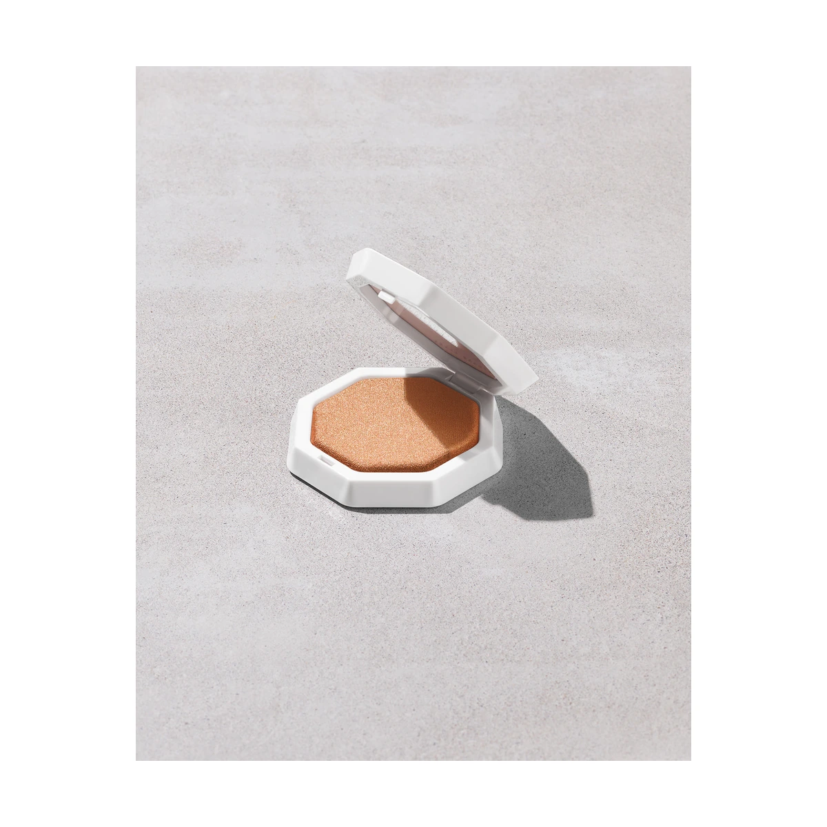 Demi'glow Light-Diffusing Highlighter