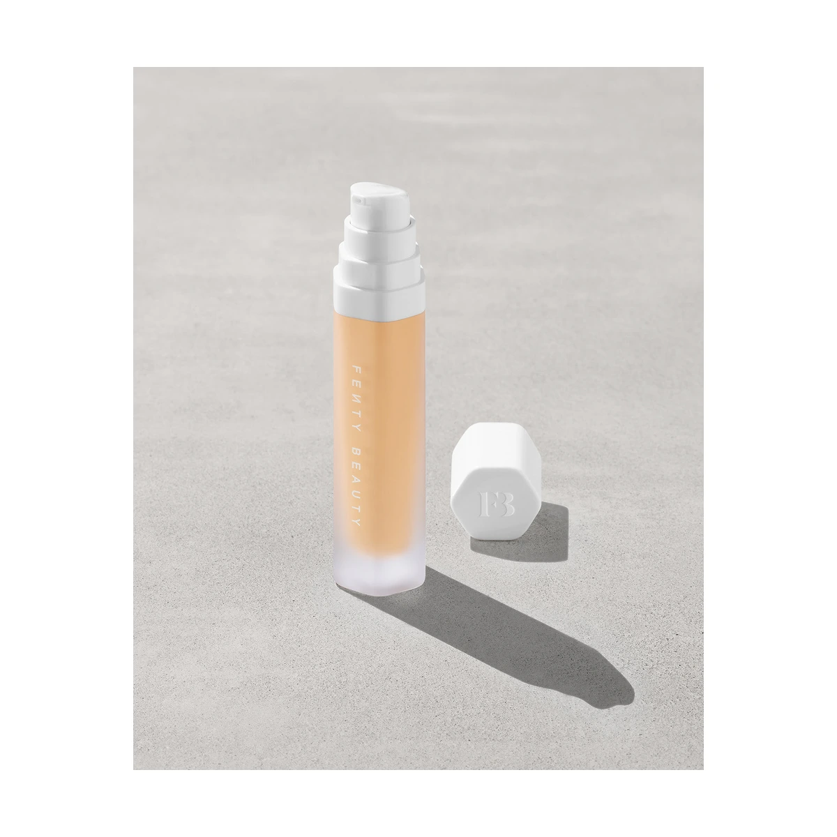 Soft'lit Naturally Luminous Longwear Foundation